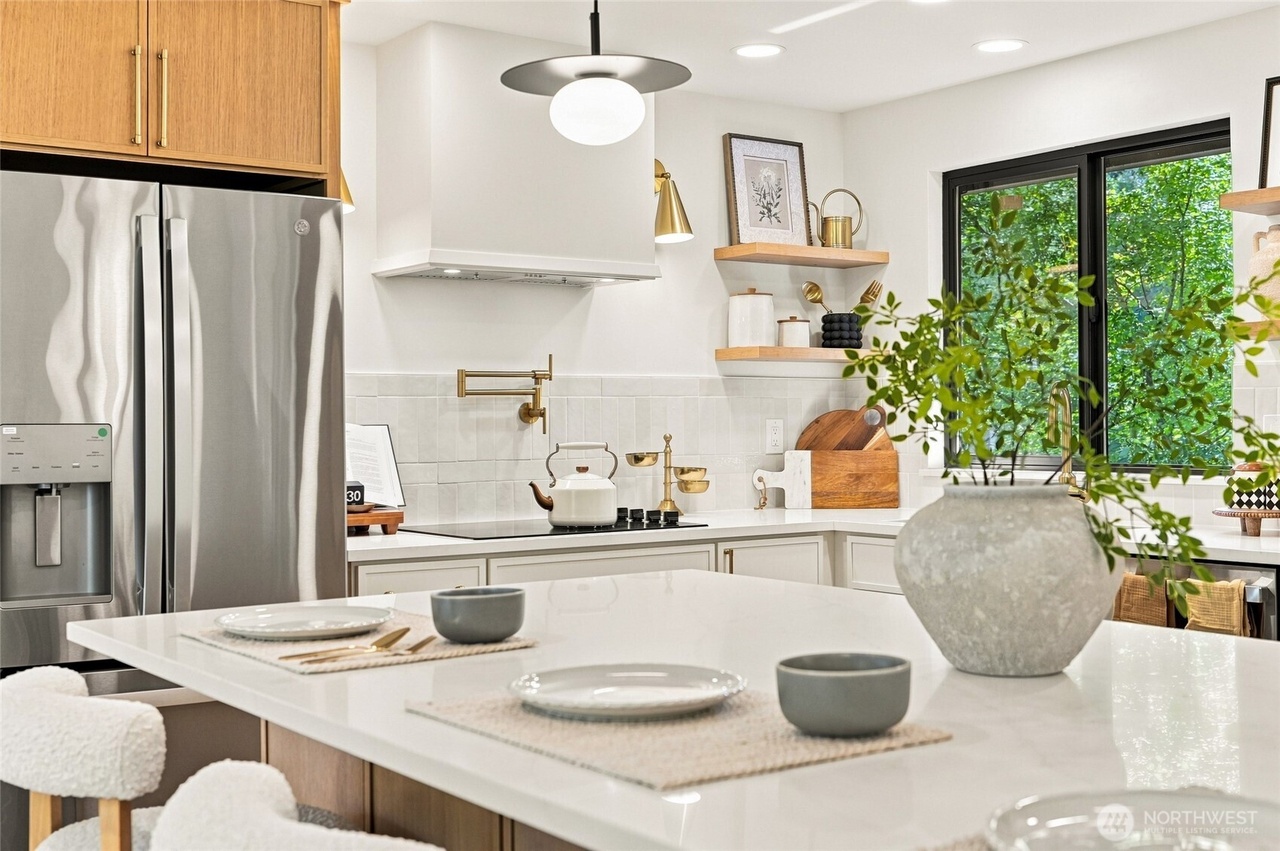 Elevé Living — beautifully remodeled kitchen