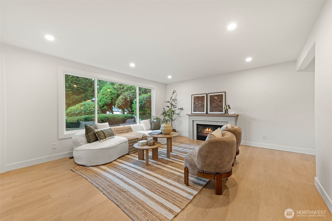 16301 Wallingford Ave N, Shoreline